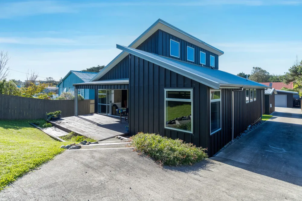 Photos of 8 Warren Street