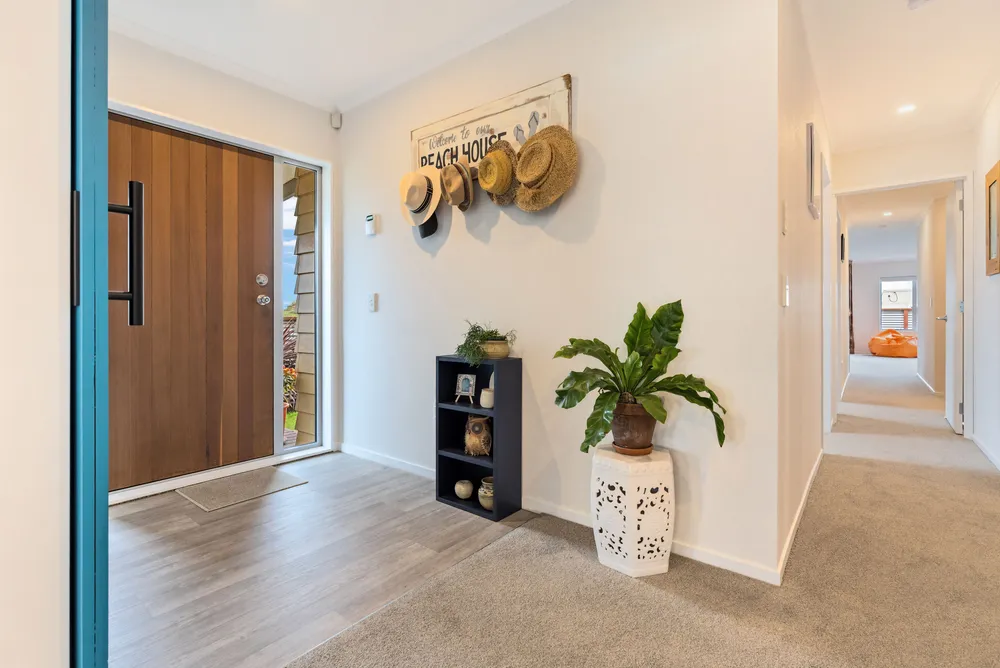 Photos of 8 Warren Street