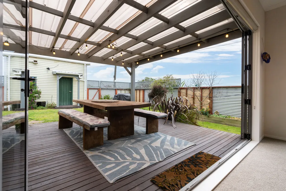 Photos of 8 Warren Street