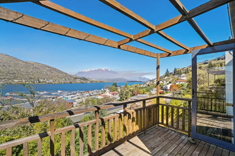 Photos of 8B Cresta Lane