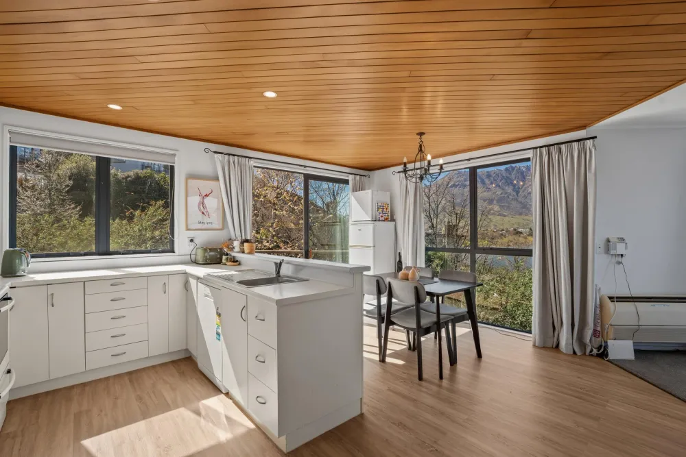 Photos of 8B Cresta Lane