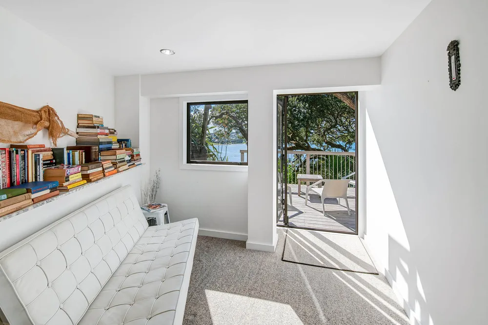 Photos of 43a Gerontius Lane