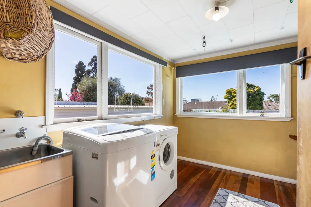 Photos of 52 Bollard Avenue