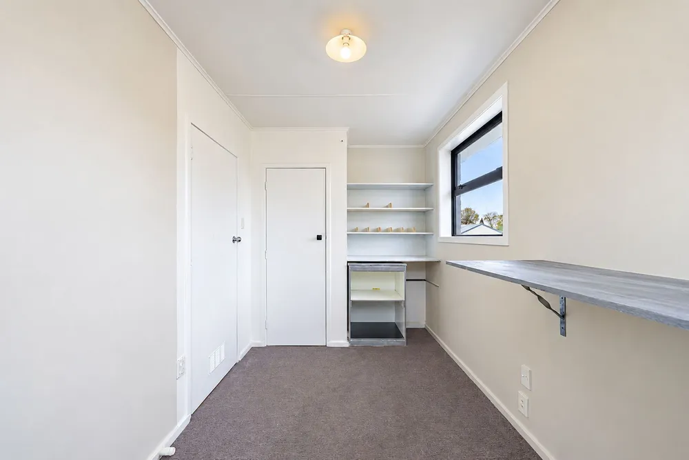 Photos of 933A Cameron Road