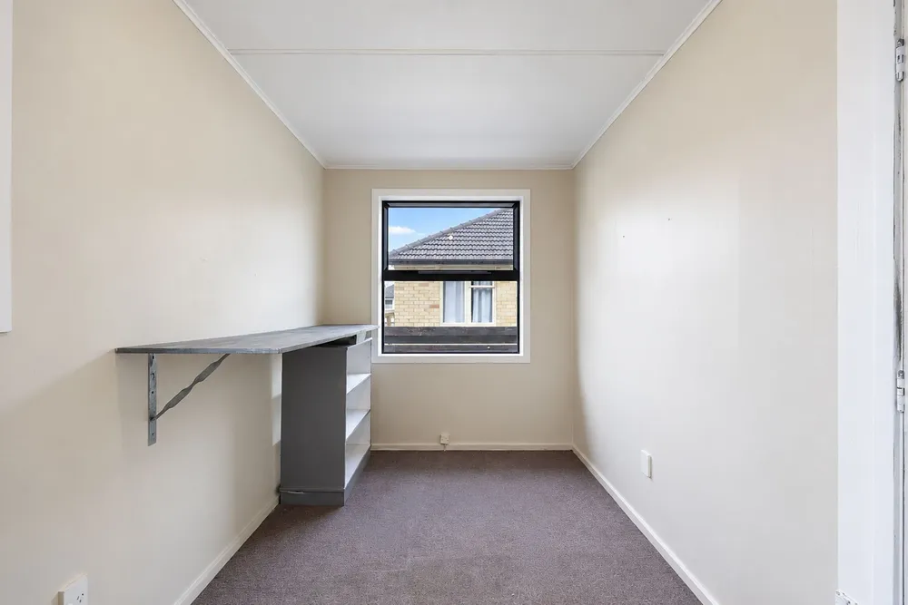 Photos of 933A Cameron Road