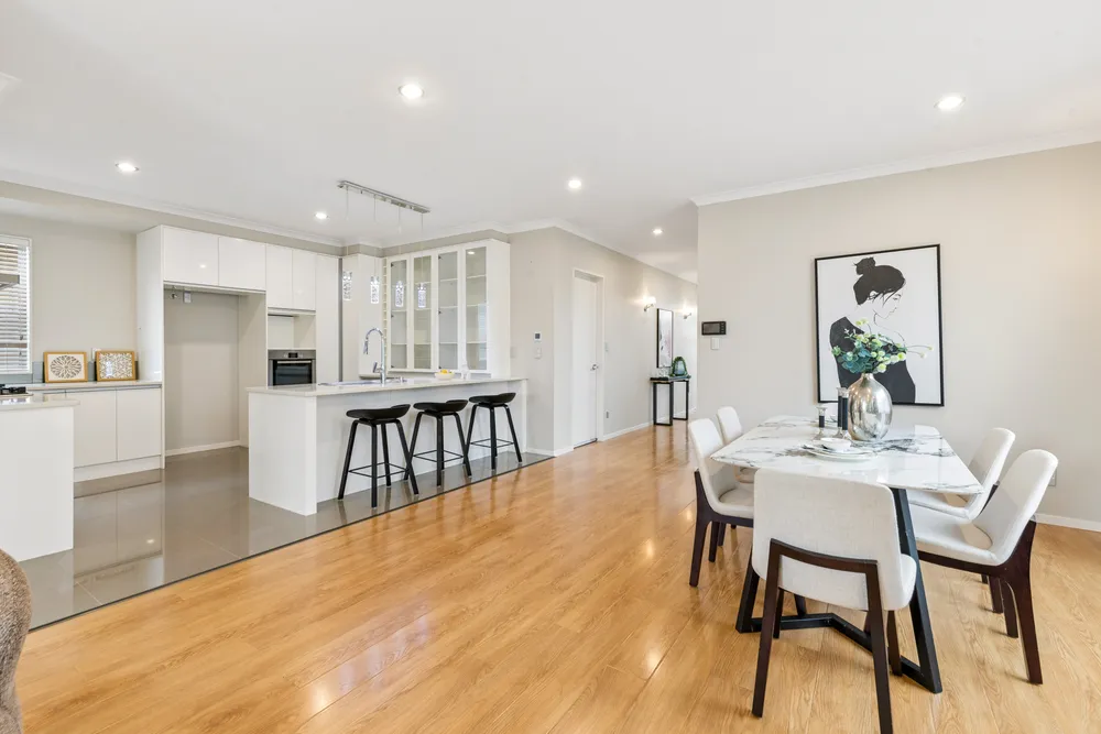 Photos of 4 Sunglade Grove