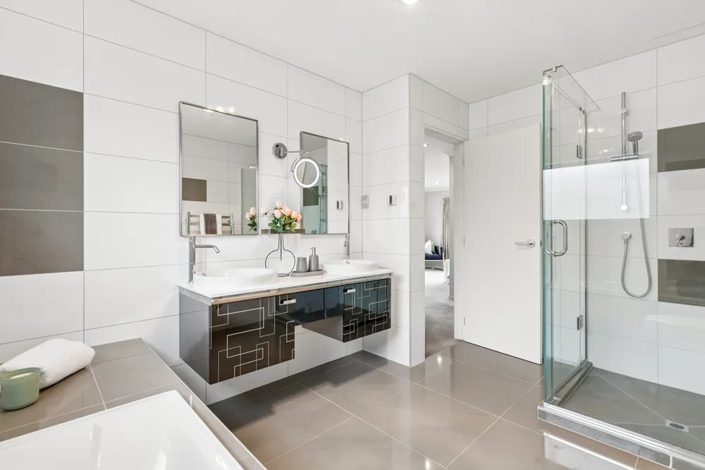 Photos of 4 Sunglade Grove