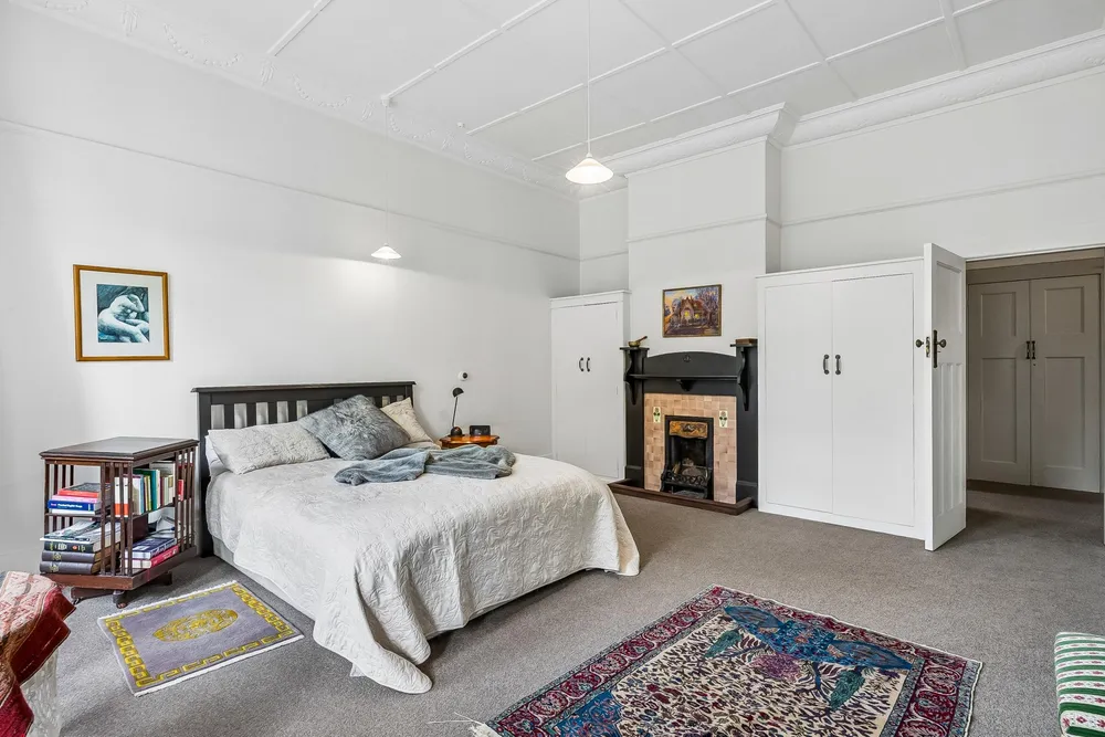 Photos of 4 Willowbank