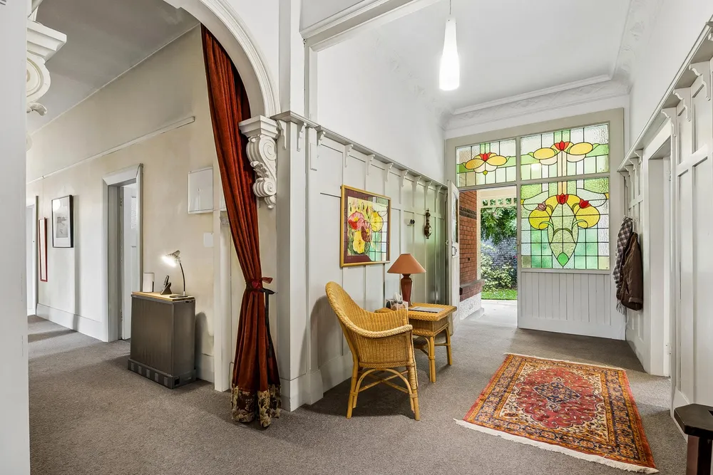 Photos of 4 Willowbank