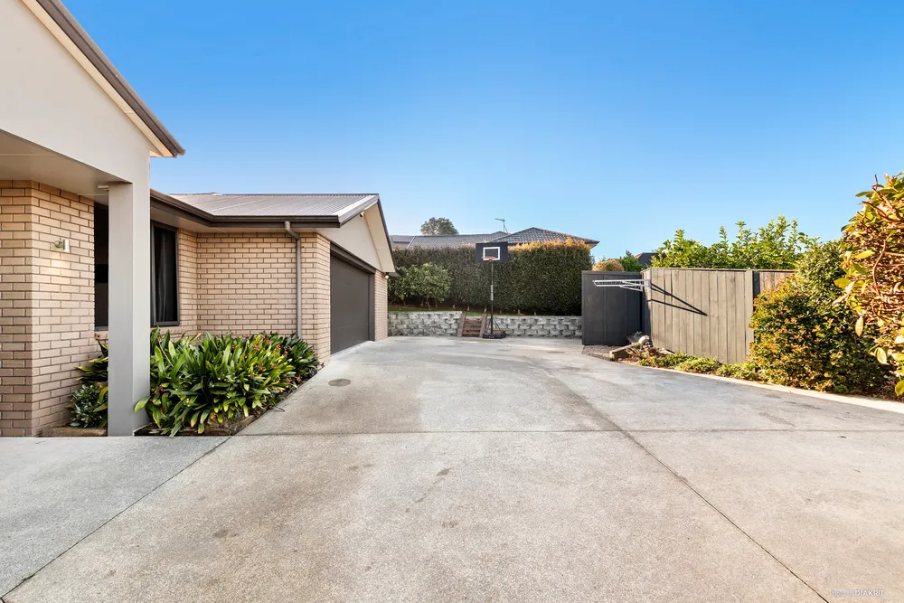Photos of 5 Basin Place
