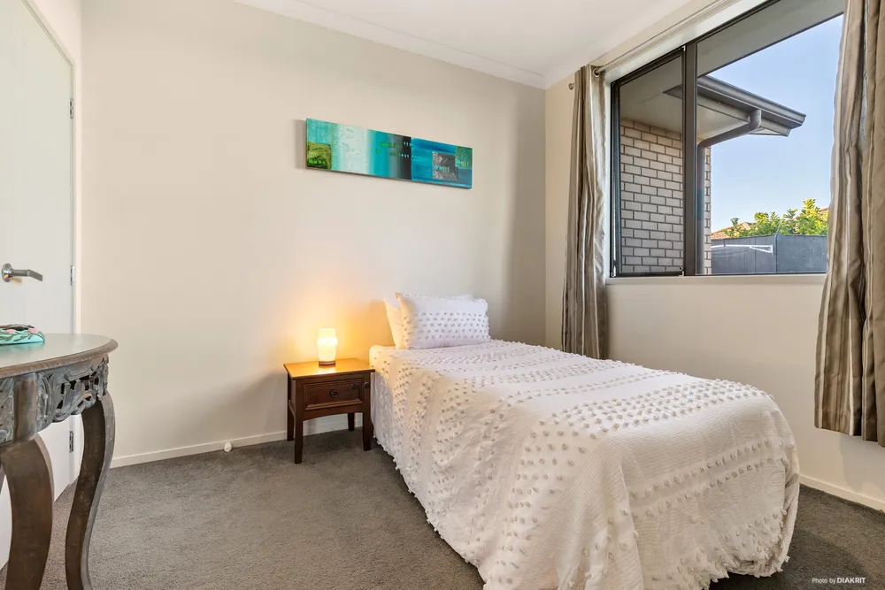 Photos of 5 Basin Place