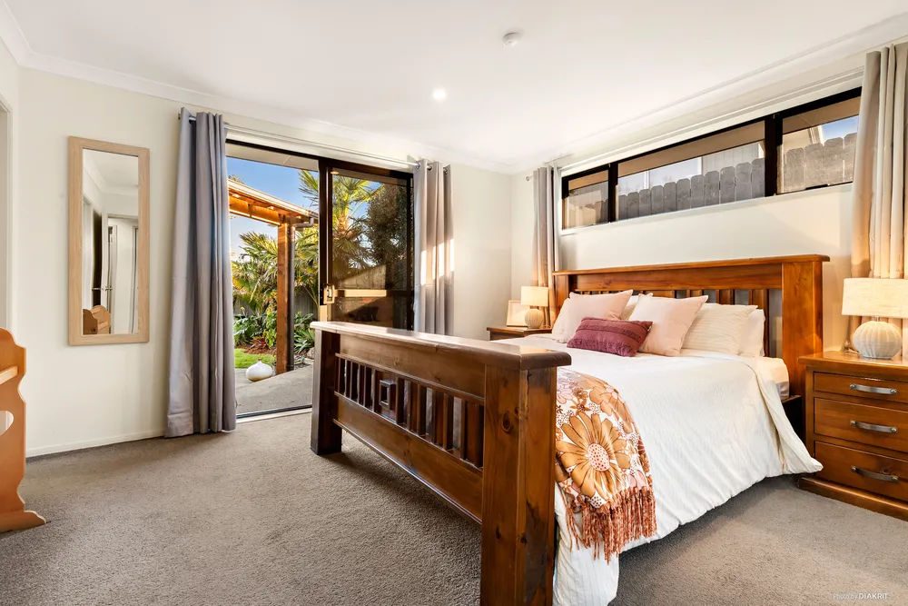 Photos of 5 Basin Place