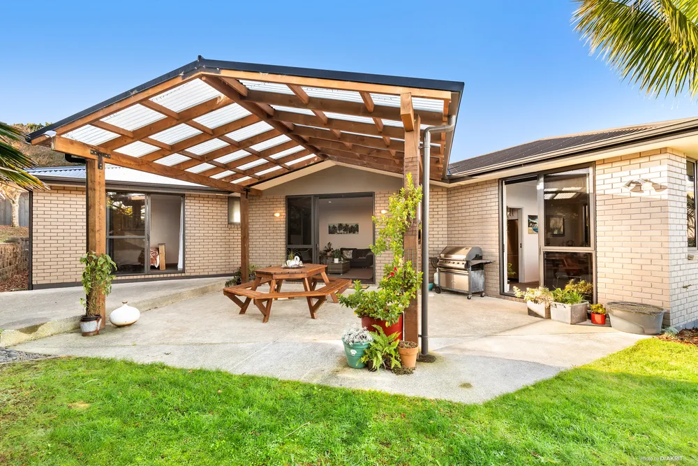 Photos of 5 Basin Place