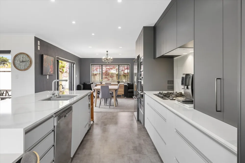 Photos of 76 Palm Beach Boulevard
