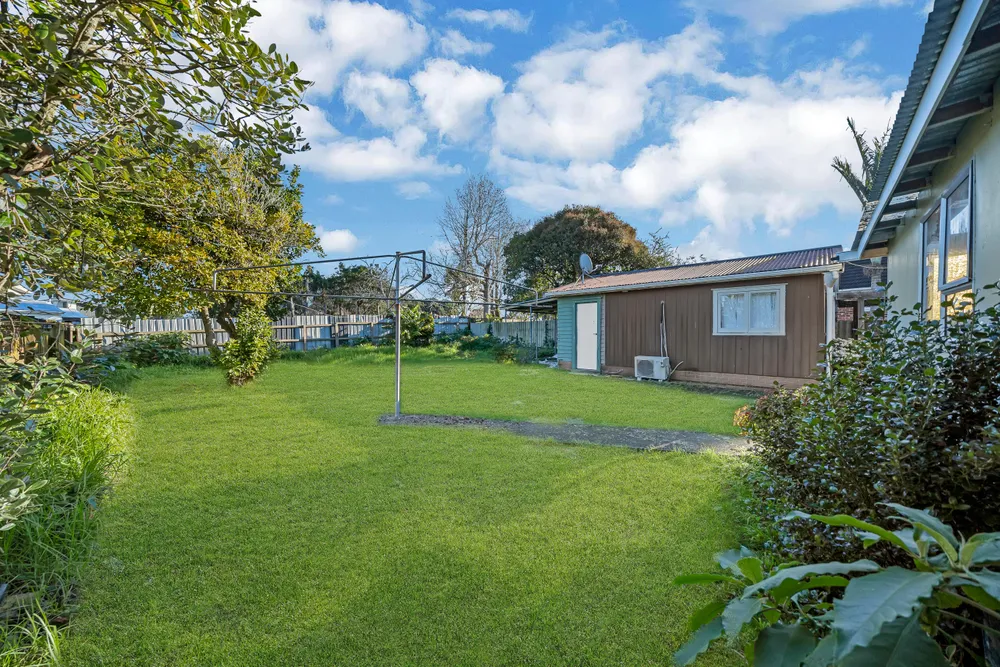 Photos of 64 Hallberry Road