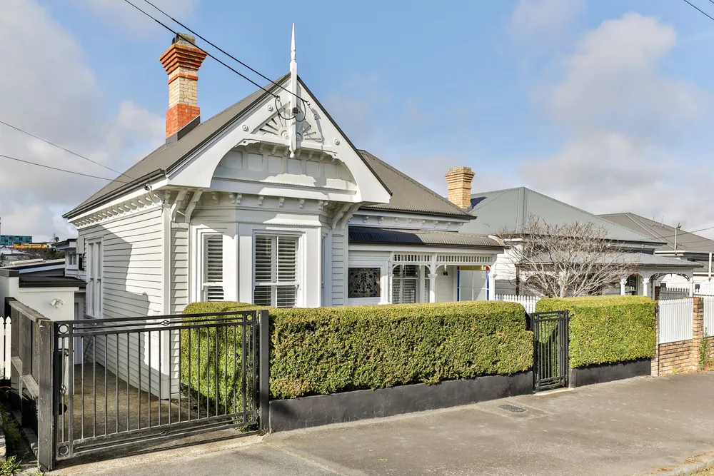 Photos of 48 Murdoch Road