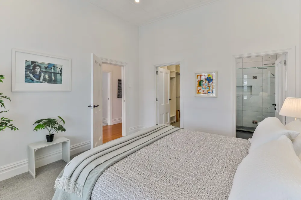 Photos of 48 Murdoch Road