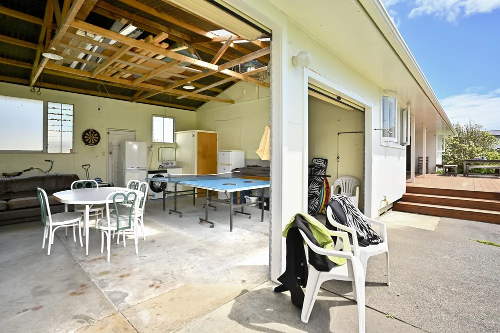 Photos of 18 Lochiel Street