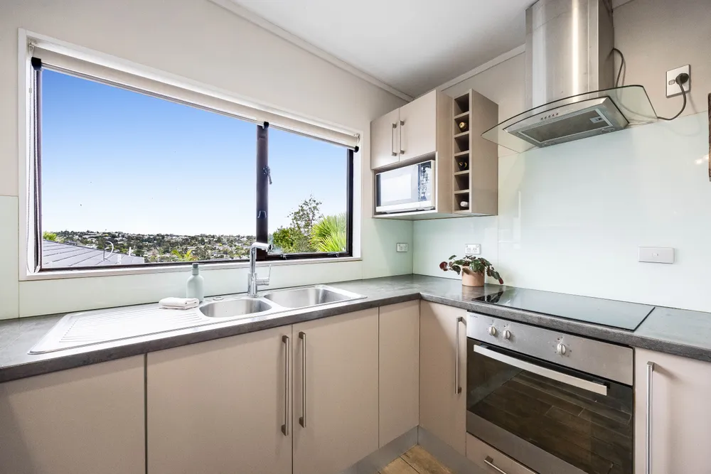 Photos of 2/5 Witheford Drive
