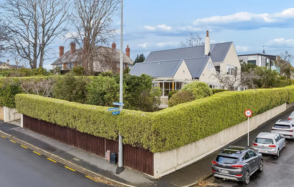 Photos of 36 Balmacewen Road