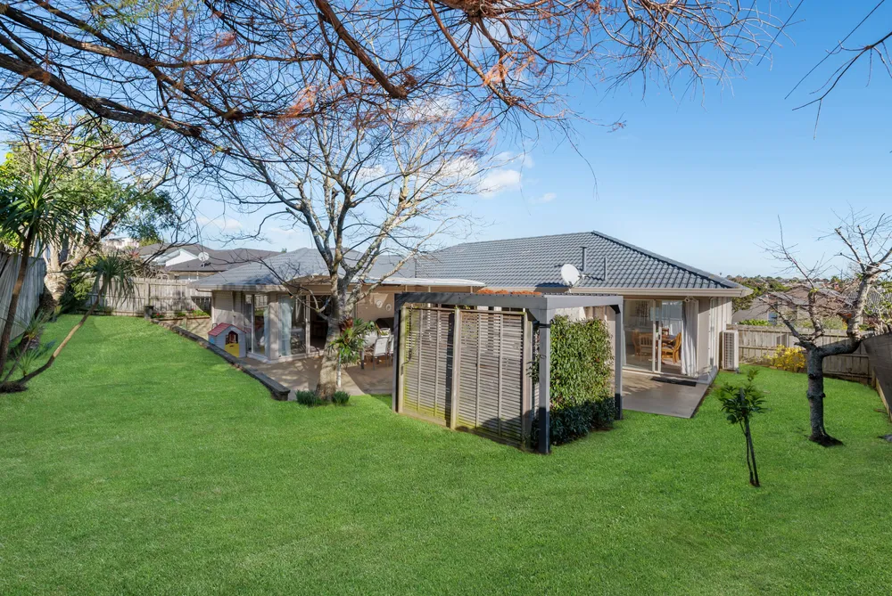 Photos of 12 Woodgers Way