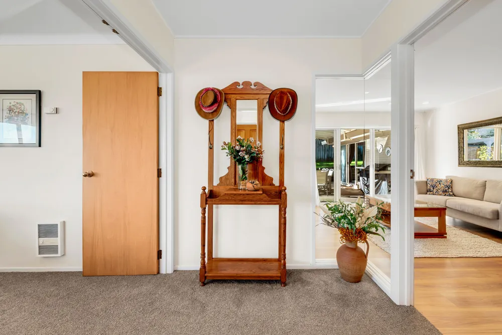 Photos of 12 Woodgers Way