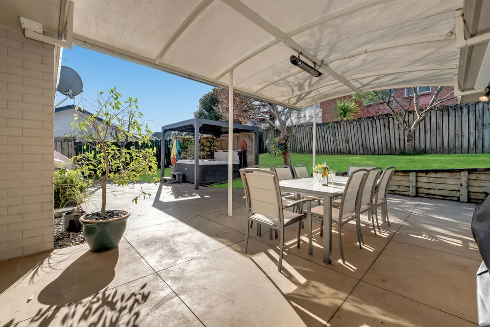 Photos of 12 Woodgers Way