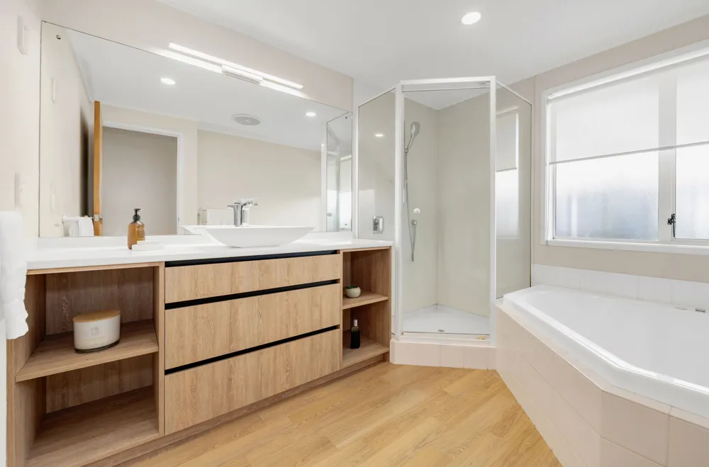 Photos of 12 Woodgers Way