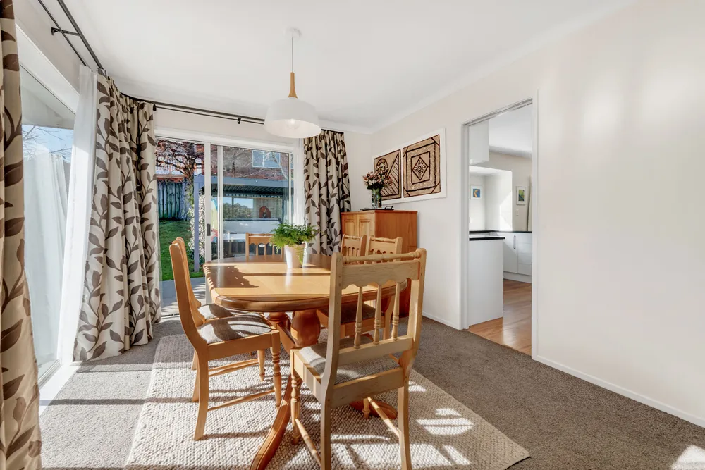 Photos of 12 Woodgers Way