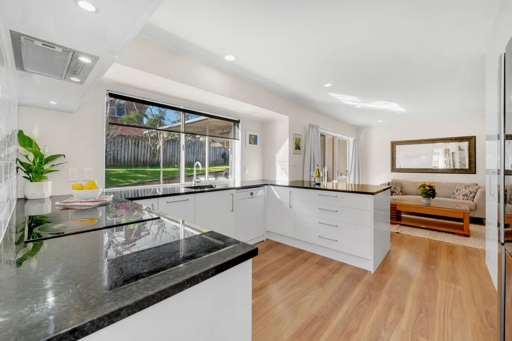 Photos of 12 Woodgers Way