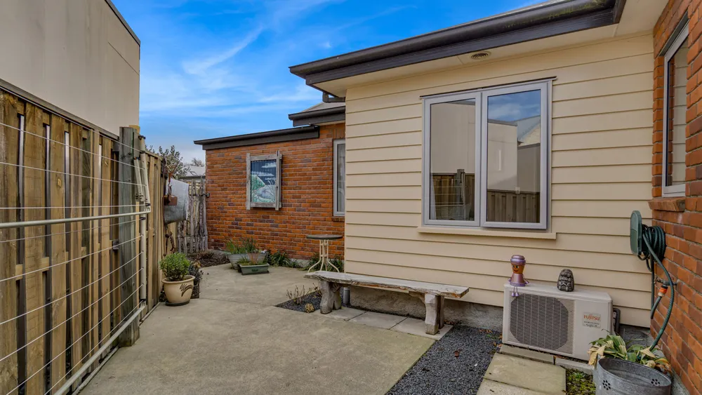 Photos of 7 Redfern Street