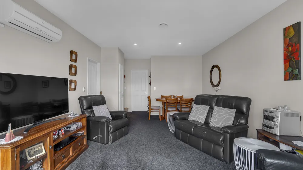 Photos of 7 Redfern Street