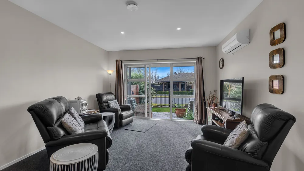 Photos of 7 Redfern Street