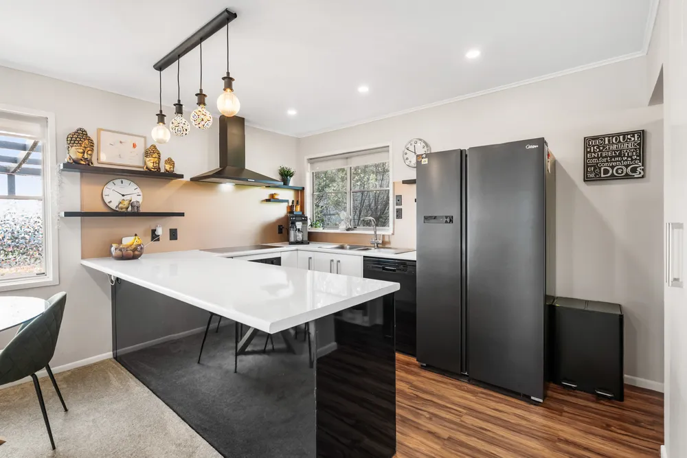 Photos of 76A Wharf Road