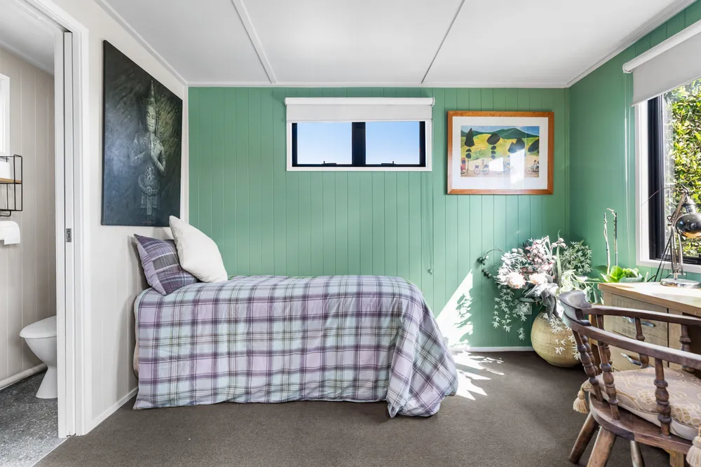 Photos of 76A Wharf Road