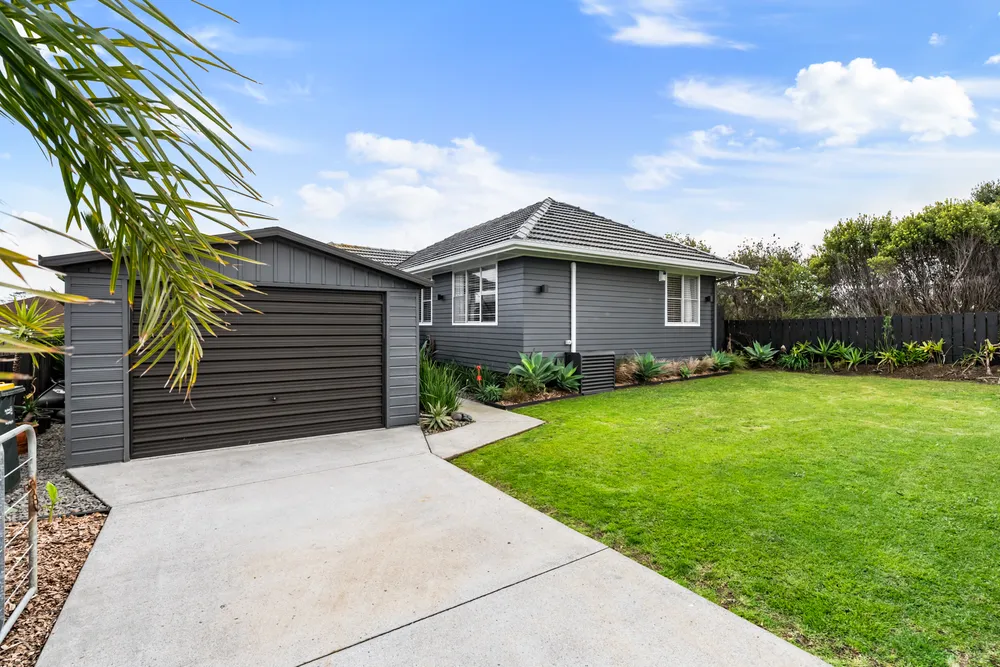 Photos of 76A Wharf Road