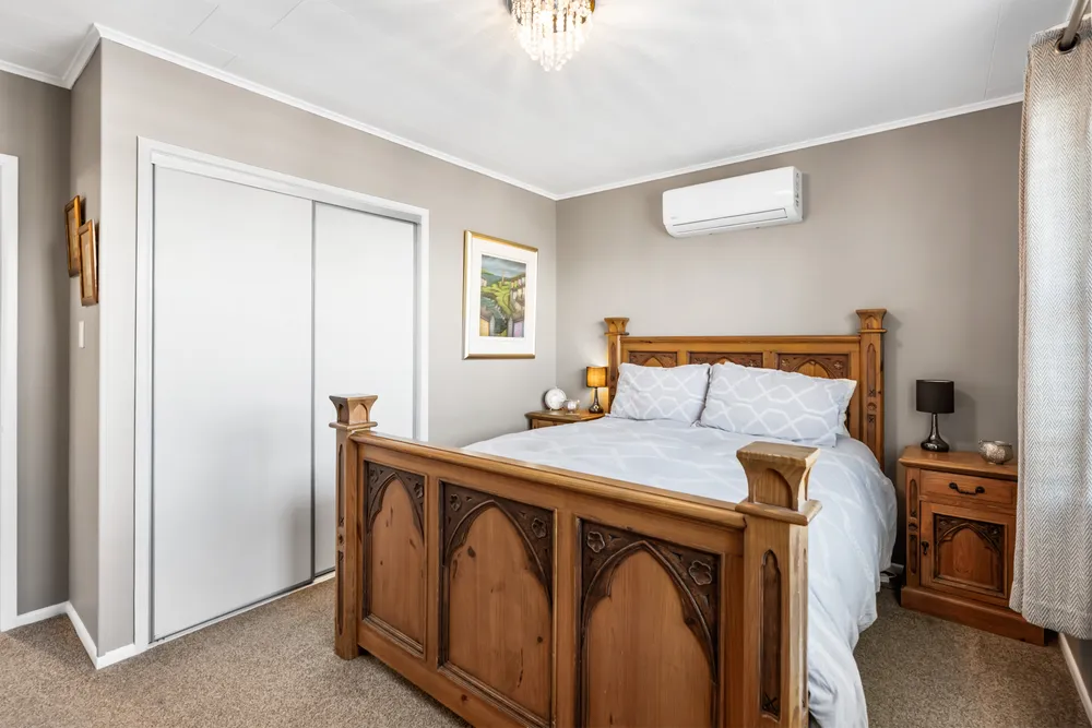 Photos of 76A Wharf Road