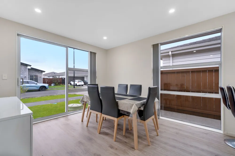 Photos of 11 Toropapa Close