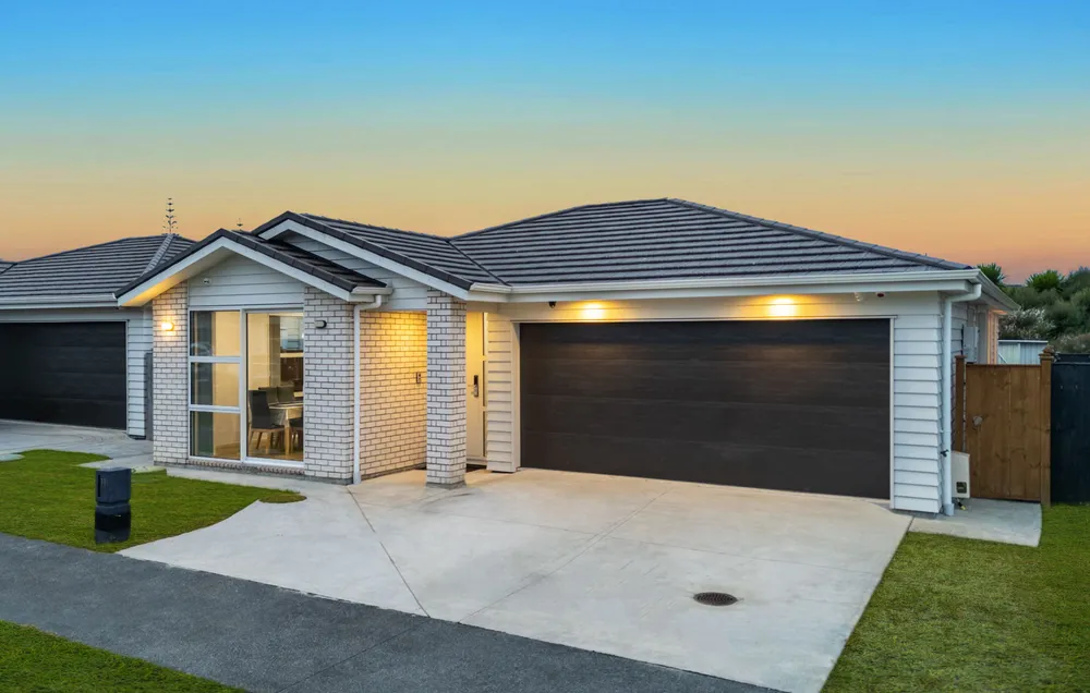 Photos of 11 Toropapa Close