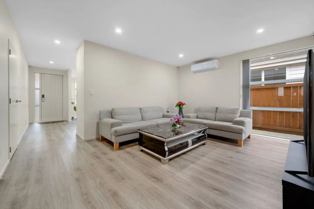 Photos of 11 Toropapa Close
