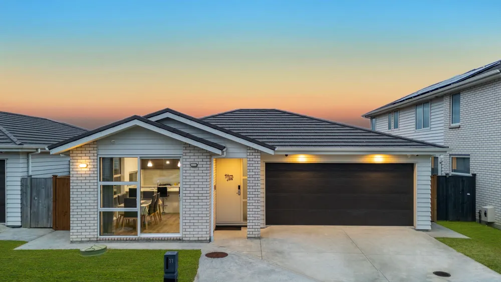 Photos of 11 Toropapa Close