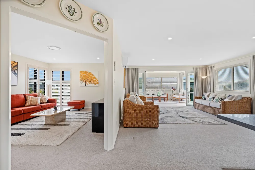 Photos of 17 Glen Wallace Road