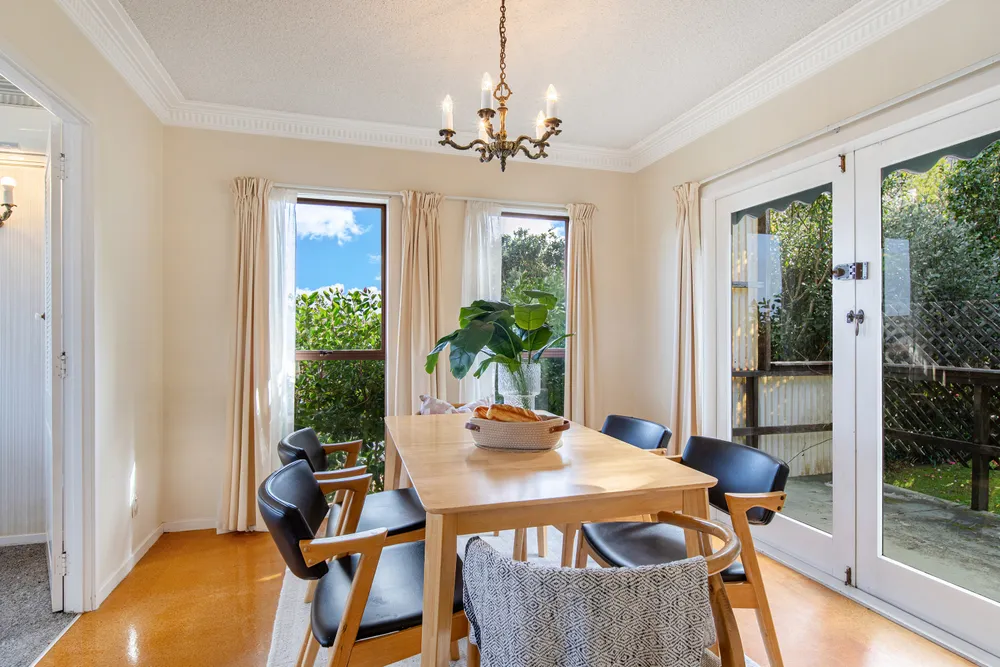 Photos of 37 Chelsea View Drive