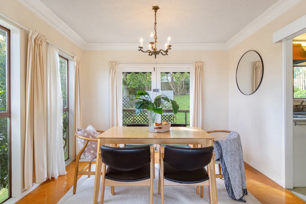Photos of 37 Chelsea View Drive