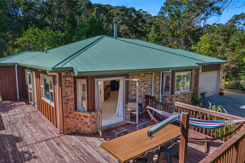 Photos of 6 Chenery Road