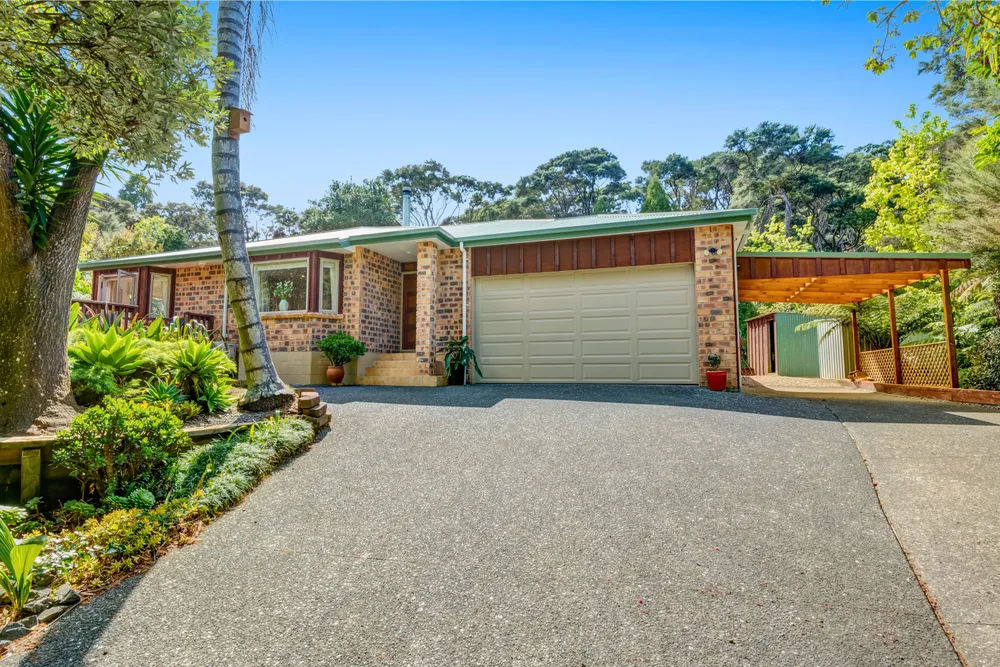 Photos of 6 Chenery Road