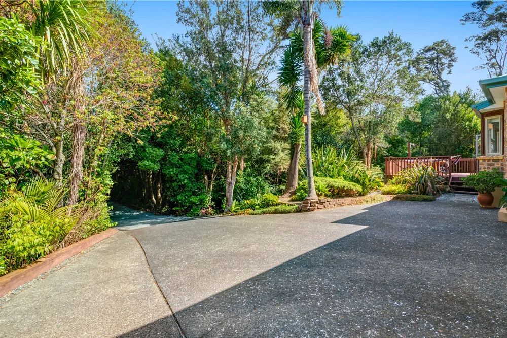 Photos of 6 Chenery Road