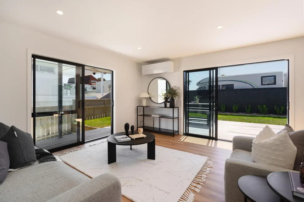 Photos of 89A Oceanbeach Road