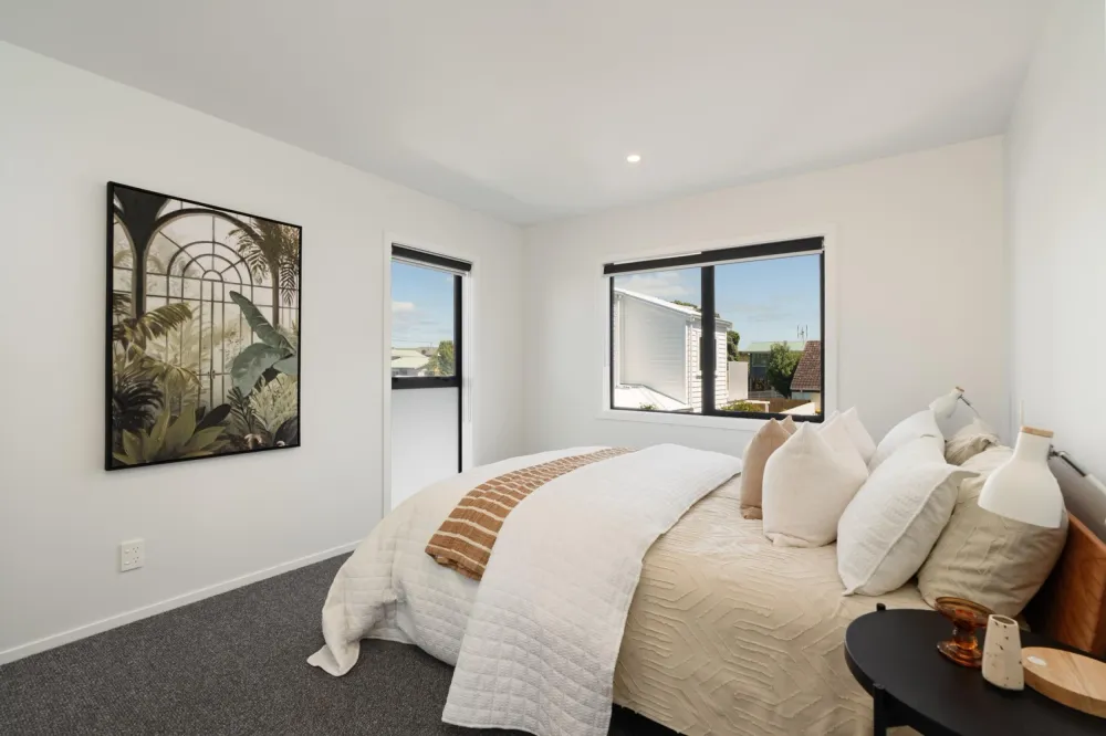 Photos of 89A Oceanbeach Road