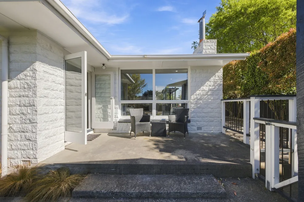 Photos of 48 Waitikiri Drive
